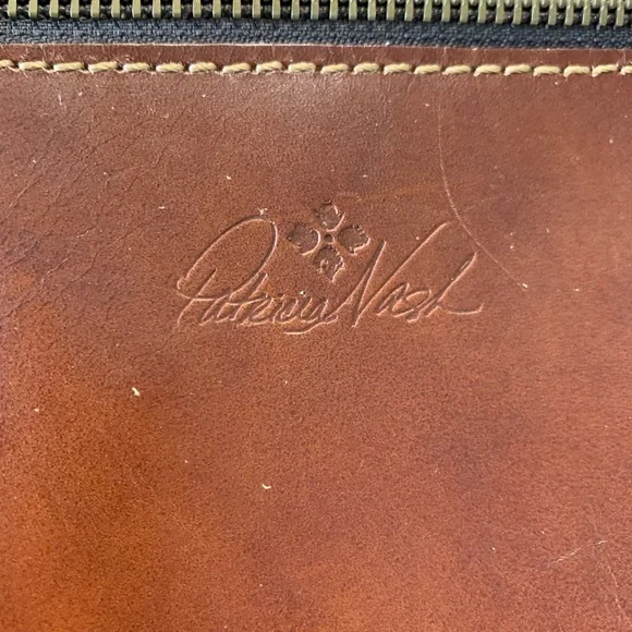 NWT Patricia Nash ‘Venezia Signature World Map’ leather clutch - Picture 8 of 16